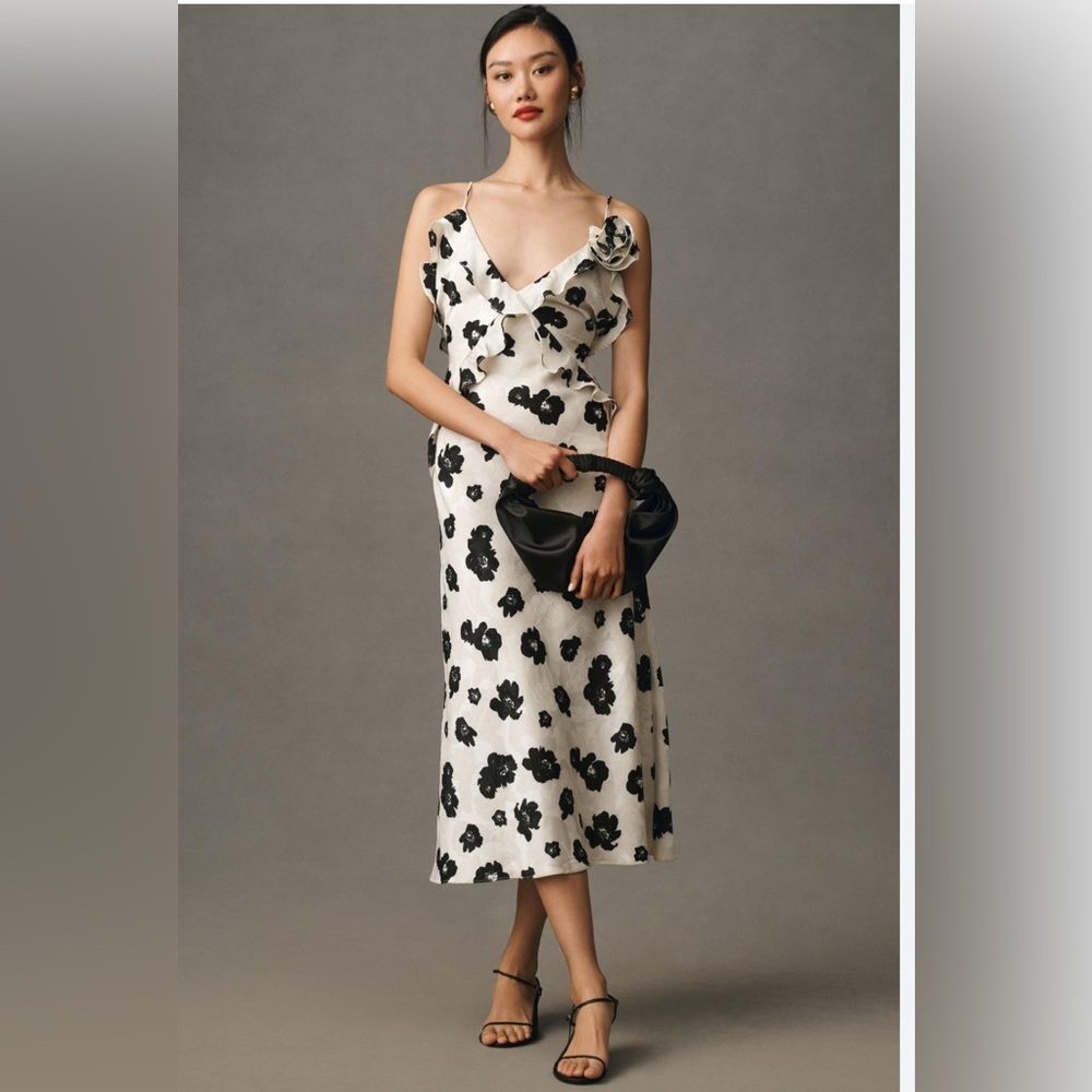 NWT Bardot Size 4 The Olea Maxi Dress Glamour Elegant Floral V-Neck Sleeveless